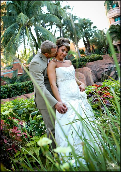 Bahamas : Paradise Island Destination Weddings