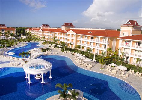 Bahia principe grand aquamarine. Bahia Principe Hotels & Resorts will debut the renamed Grand Bahia Principe Aquamarine on Nov. 1 on Bavaro Beach in Punta Cana in the Dominican Republic.. The all-inclusive resort, currently ... 