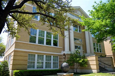 Bailey Building Architecture in Fort Worth