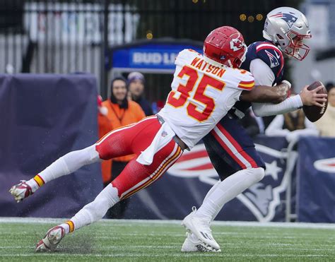 Bailey Zappe’s interception proves costly in Patriots’ 27-17 loss to Chiefs
