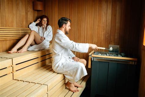 Baise au sauna. Things To Know About Baise au sauna. 