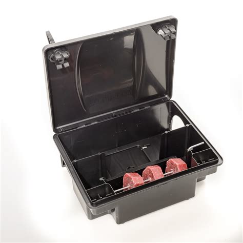 Bait box. Our large bait box includes a bait board, it has two drawers and a hook and line tray. It has straps so that you carry it like a back pack. Our smaller bait box comes with a bait board and a hook … 