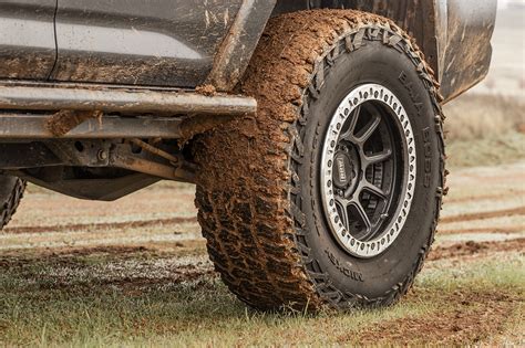 The Baja Boss ® A/T delivers premium on-road handling, performance, and tread wear while also dominating in the mud and snow thanks to its pioneering asymmetric tread design, silica-reinforced compound, extreme Sidebiters ® and revolutionary PowerPly XD ™ 3-ply, construction*.Featuring a 50,000-mile treadwear warranty and 3PMS designation, it's Mickey Thompson's most innovative hybrid A/T ...