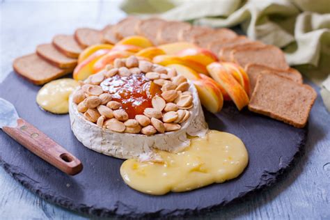 Baked Brie with Mango Chutney Recipe - Food.com