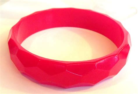 Bakelite bracelets ebay. Sep 13, 2023 · Find many great new & used options and get the best deals for Vintage bakelite bracelet, redish brown at the best online prices at eBay! Free shipping for many products! 