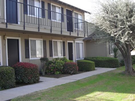 Bakersfield rooms for rent. Search 483 Apartments For Rent with 2 Bedroom in Bakersfield, California. Explore rentals by neighborhoods, schools, local guides and more on Trulia! 