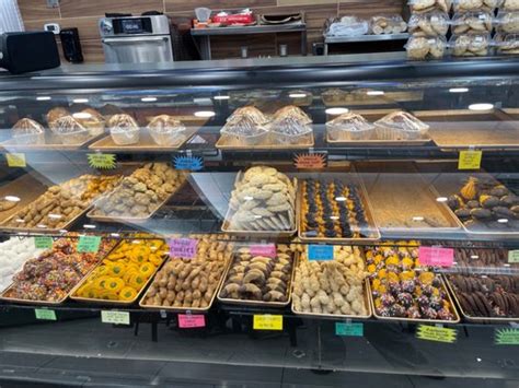Bakery columbia md. Are you craving freshly baked goodies but don’t know where to go? Fear not, for we have compiled a list of the best bakeries near you that offer a variety of baked treats, from cro... 