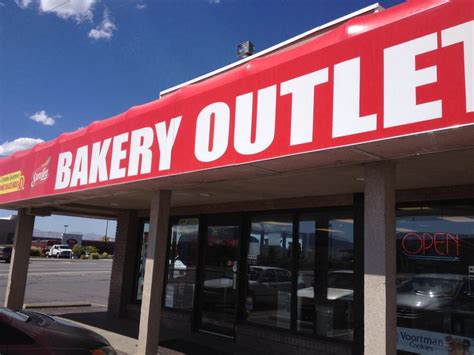 Bakery outlet. Aunt Millie's offers a variety of buns, breads, and rolls at its outlet stores, branches, and bakeries. Find the nearest location and explore the products on the website. 