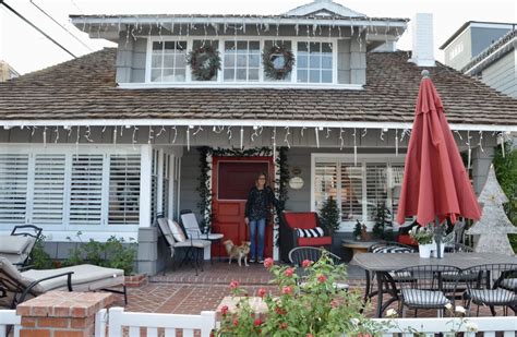 Balboa Island Holiday Home Walking Tour Returns Dec. 11