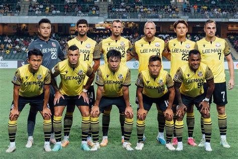 Bali united vs lee man. Alam mimpi naik mobil.