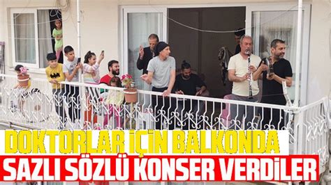 Balkonda konser verdiler. 