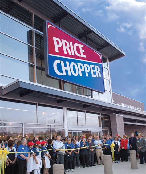 The grand opening celebration for Ball’s Price Chopper, at 2107 S. 4 th St. in Leavenworth, Kansas, is scheduled for Sept. 15. Special guests will be introduced at 7:40 a.m., followed by brief remarks and the ribbon cutting at 8 a.m. Ball’s Food Stores President David Ball will be on hand to cut the ribbon, opening the new store to the public.