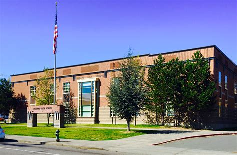 Ballard high. Ballard High School is a highly rated, public school located in SEATTLE, WA. It has 1,681 students in grades 9-12 with a student-teacher ratio of 22 to 1. According to state test scores, 71% of students are at least proficient in math and 92% in reading. 