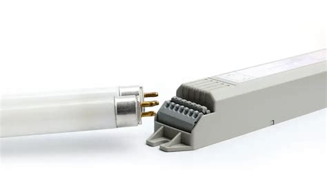 Ballast light replacement.  Som and illuminate the fluorescent lamp.  Replace a f...