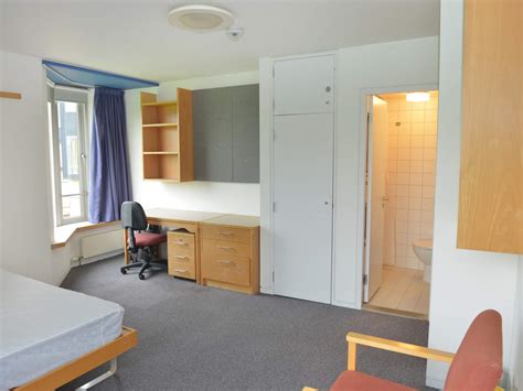 Balliol graduate accommodation.  AGS D&eacute;m&eacute;nagement Internatio...