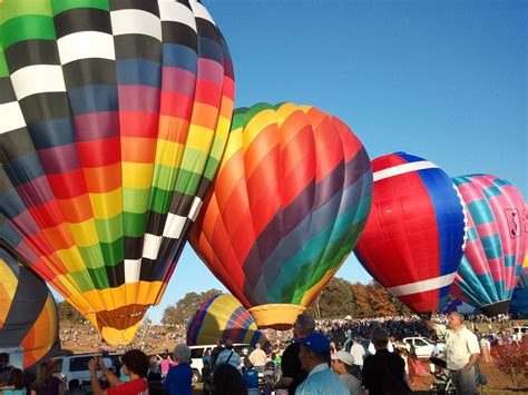 Balloon festival nc. Friday, October 20: 3 to 8:30 p.m. Saturday, October 21: 7 a.m. to 8:30 p.m. Sunday, October 22: 7 a.m to 6 p.m. The festival features: Mass Ascensions. Fly overs. … 