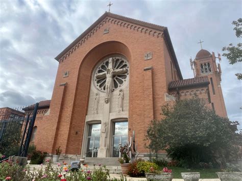 Baltimore Catholic church to close after longtime pastor suspended over sexual harassment settlement