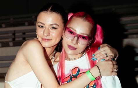 🍑 Bambi I Leosia Onlyfans Leak +18