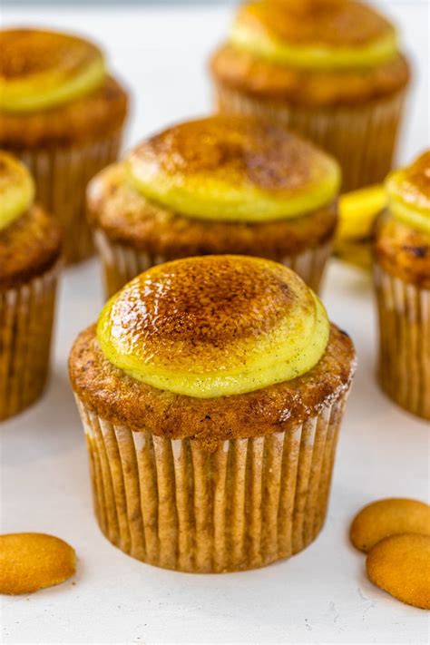 Banana Creme Brûlée Cupcakes - Pies and Tacos