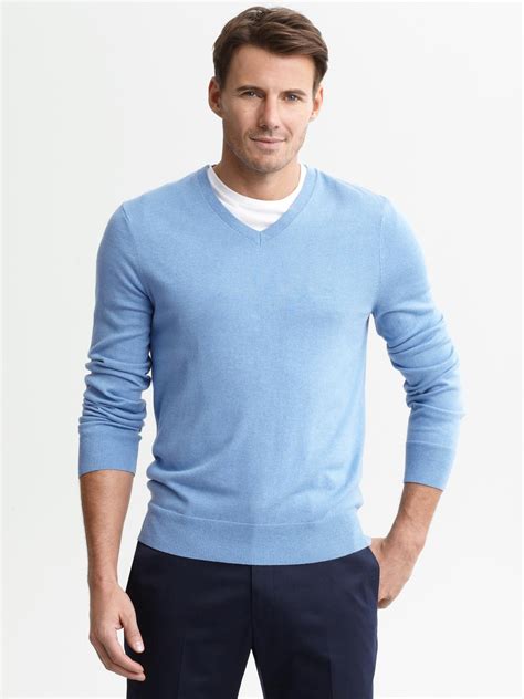 Banana Republic V Neck Sweaters, Exceptional cashmere, leather, and linen,  plus styles for living room, bedroom, dining, and more.