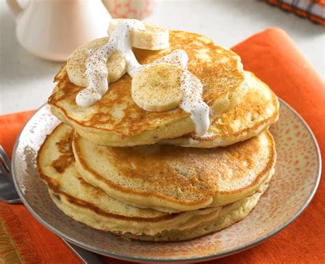 Banana Sour Cream Pancakes - bigoven.com