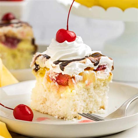 Banana Split Poke Cake Recipe - Shugary Sweets