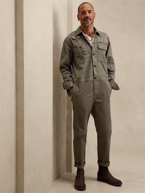 Banana republic explorer flight suit. Shop Banana Republic Factory's Explorer Flight Suit: Introducing the Explorer Flight Suit, inspired by aviation this classic piece will get you moving from one adventure to another., Point collar. Long sleeves with adjustable button cuffs., Button front closure with waistband adjustor., Front chest pockets. 