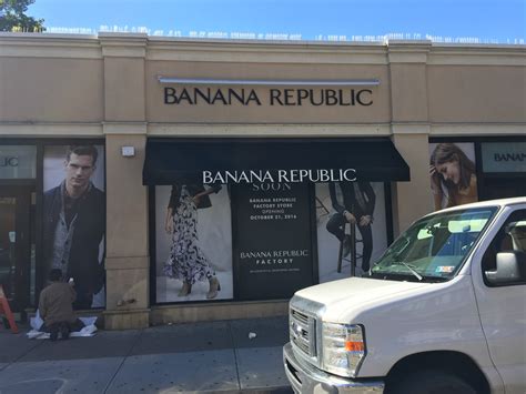 Banana republic factor. Oct 11, 2023 · About. Banana Republic. Banana Republic. A Spirit of Adventure. Banana Republic was born from two California creatives fueled by their explorer spirits. Curious, connected and out in the world, our clothing is designed for a life where anything is possible. Each season we travel the globe in search of the finest materials and sustainability ... 