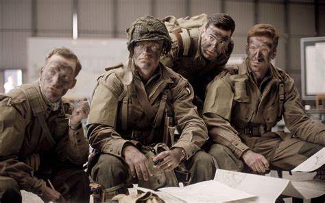 Band of brothers hbo. Caryn James reviews HBO television miniseries Band of Brothers, based on historian Stephen E Ambrose's best-selling book about World War II; producers are Tom Hanks and Steven Spielberg; photos (L) 