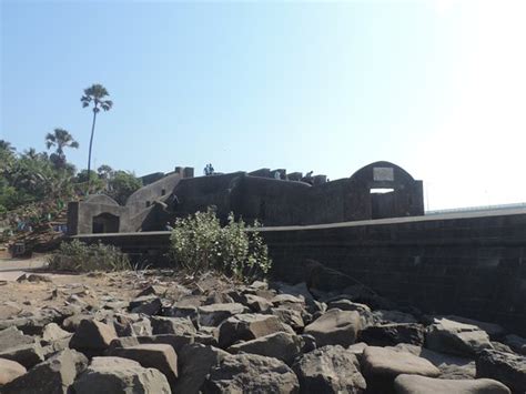 Bandra Fort (Mumbai) - All You Need to Know BEFORE You Go - Tripadvisor