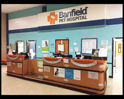 Banfeild animal hospital. Banfield Pet Hospital ® – Fort Myers Daniels Marketplace provides quality and attentive health and wellness care for dog, cat and small animal pet patients. Our veterinarians and staff are committed to promoting responsible pet ownership and preventive health care with a full-service medical facility offering general services like routine ... 