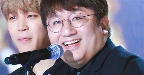 Bang pd. Jul 1, 2021 ... Bang Si-Hyuk (Bang PD) is stepping down from his role as CEO of HYBE, the company which launched K-pop juggernaut BTS, as part of the ... 