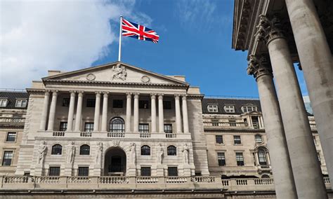 Bank of England raises key rate to 5.25 percent