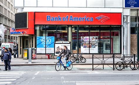 Bank of america locations in hackensack nj. More Welcome to Bank of America in Hackensack, NJ, home to a variety of your financial needs including checking and savings accounts, online banking, mobile and text banking, student banking and credit cards. You have full access to your Bank of America accounts at any of our more than 5,000 banking centers nationwide. 