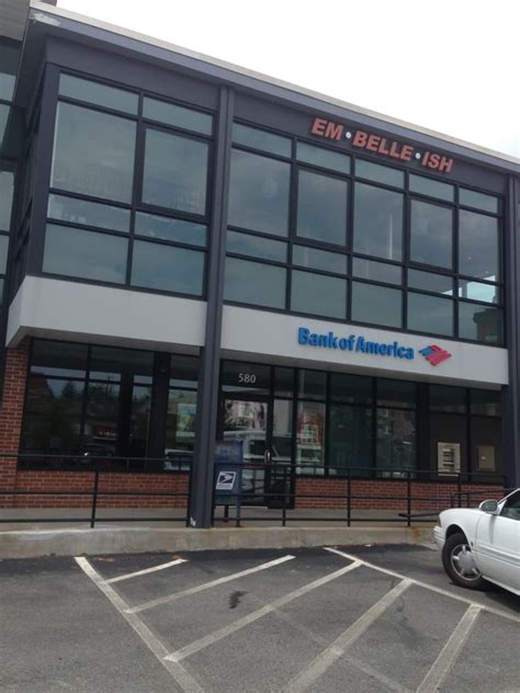  MAP # 5722533. Bank of America financial center is located at 1111 E Main St Richmond, VA 23219. Our branch conveniently offers drive-thru ATM services. 