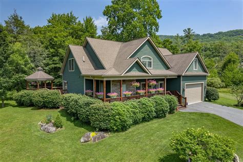 Banner elk homes for sale. View 60 homes for sale in Sugar Mountain, NC at a median listing home price of $264,950. See pricing and listing details of Sugar Mountain real estate for sale. ... Banner Elk Homes for Sale ... 