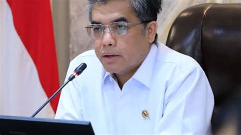 Bantuan subsidi upah kapan cair. .  <a href=https://agent5.ru/6cnc3/dohert...