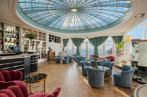Bar At Palm Court