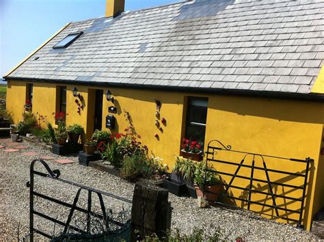 Bar Tra Cottage - UPDATED 2024 - Holiday Rental in Lahinch - Tripadvisor