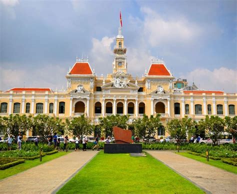 Barbara Castillo  Ho Chi Minh City