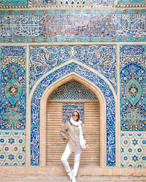 Barbara Emma Messenger Esfahan