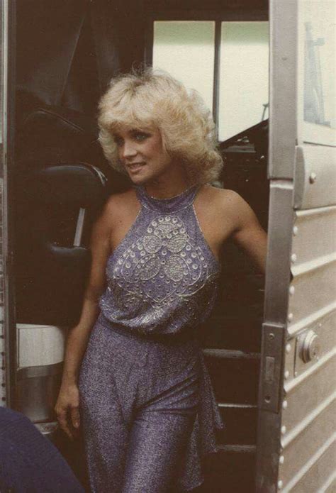 Barbara mandrell nude. Things To Know About Barbara mandrell nude. 