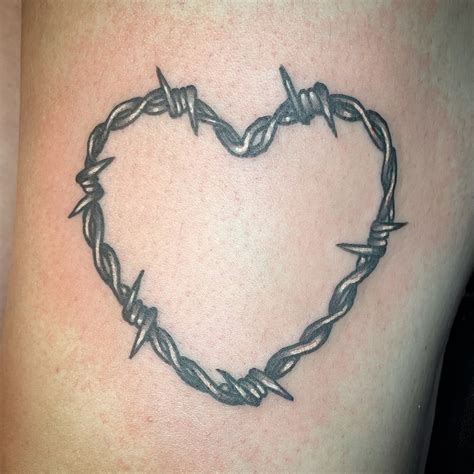 Barbed wire heart tattoo Heart tattoo, Emo tattoos, Barbed wire tattoos