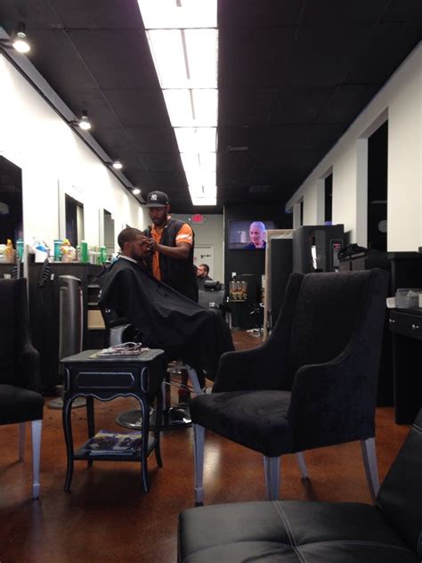 Barber shop boca raton. 14 Sept 2016 ... Last but not least as with most AOS stores, there was a master barber in the back providing shaves and haircuts for those who desired the ... 