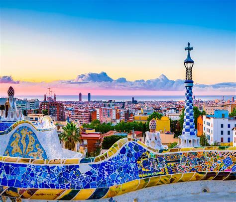 The cheapest return flight ticket from Newark Liberty Airport to Barcelona found by KAYAK users in the last 72 hours was for $360 on TAP AIR PORTUGAL, followed by Scandinavian Airlines ($433). One-way flight deals have also been found from as low as $320 on Icelandair and from $367 on Scandinavian Airlines.. 