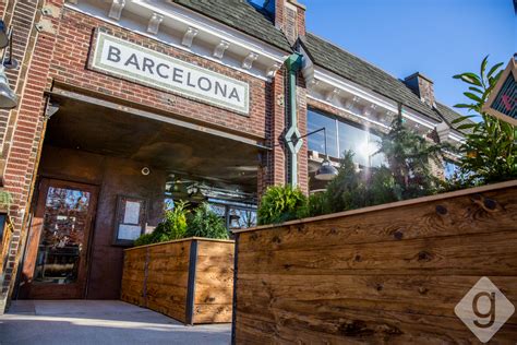 Barcelona wine bar. Nov 13, 2018 · Barcelona is the capital of Catalonia, a semi-autonomous region of 7.5 million people in northeastern Spain. Its 1,000-year-old history includes recent prosperity — Catalonia reportedly makes up ... 