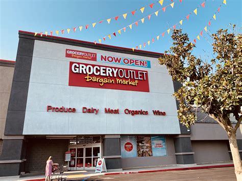 Bargain grocery outlet. We offer low prices every day plus weekly specials that help you save even more. If you’re like many Athens residents, you have experienced higher prices on the food items your family needs and loves. UGO has your back! We are a grocery outlet retailer in Athens and we offer you tremendous savings and value for every item. 