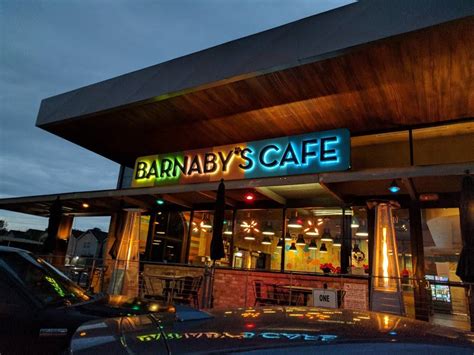 Barnabys houston. Barnaby's Cafe. This restaurant offers you nicely cooked blue cheese burgers, ribeye and waffle fries. Here visitors can delve deep into delicious meals, and try good waffles, chocolate cakes and brownies. Delicious liqueur goes well with the nice meal. This place is known for great coffee or good strawberry lemonade. 