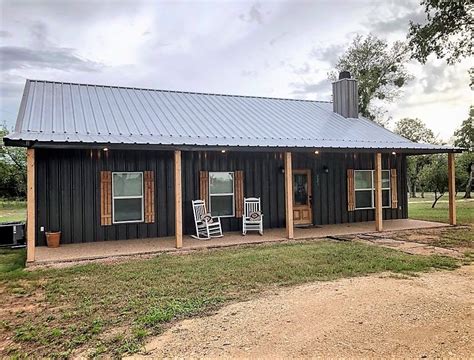 We make space for hobbies, family time and more all under the same roof. With a barndominium, you can add a functional space to your property in any style. Our team builds completely custom structures in all the classic styles you love. Call 859-779-4009 today to speak to our barndominium builder. Contact Us.