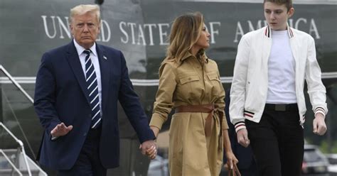 Jul 14, 2022 · While Barron’s official height isn’t publicly available, photos show he is as tall as (not taller than) the 6’2” President Trump. His mother Melania is 5’11" (without her ever-present ... . 
